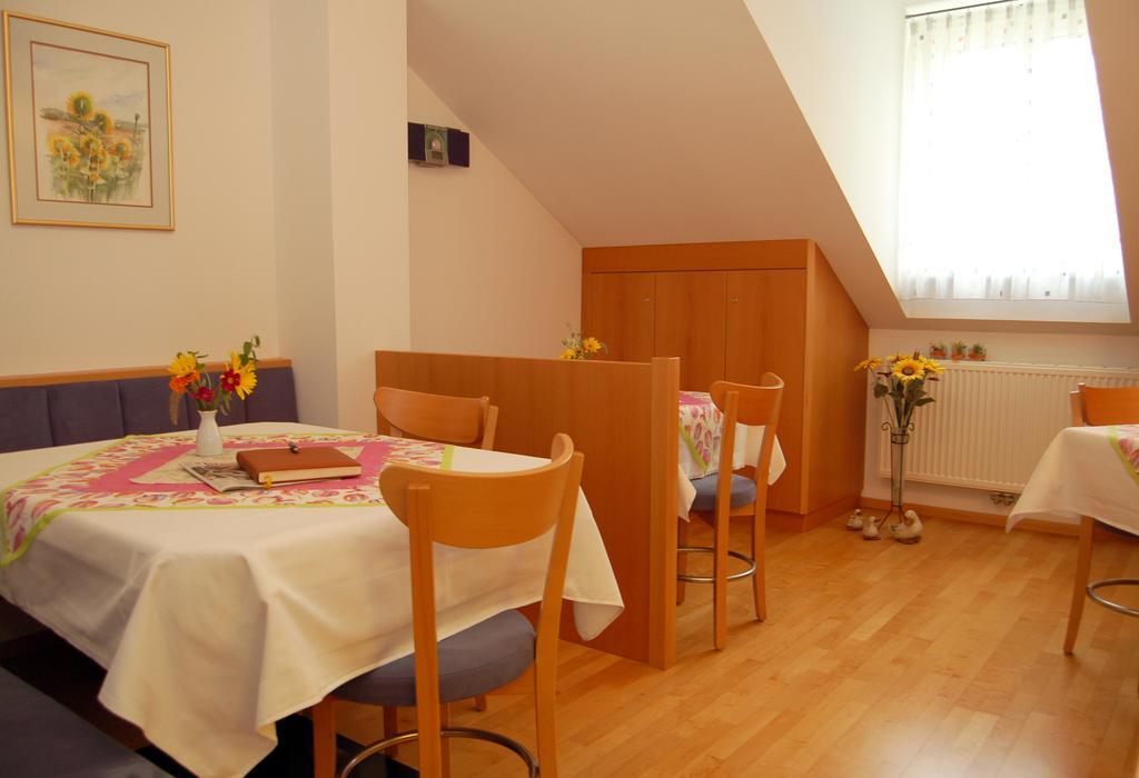 Pension Zur Post Apartment บาด บลูเมา ภายนอก รูปภาพ